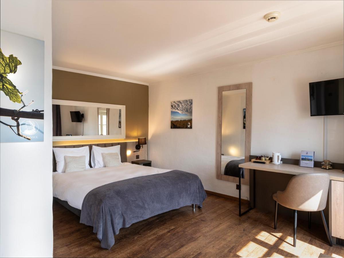 L'Hotel By Hostellerie Du Chateau Rolle Exterior photo